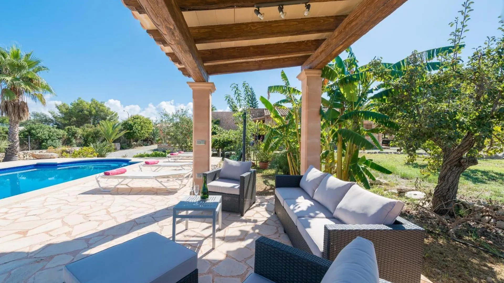 Sa Plana Ref 42 Villa Cala Bona  Spain