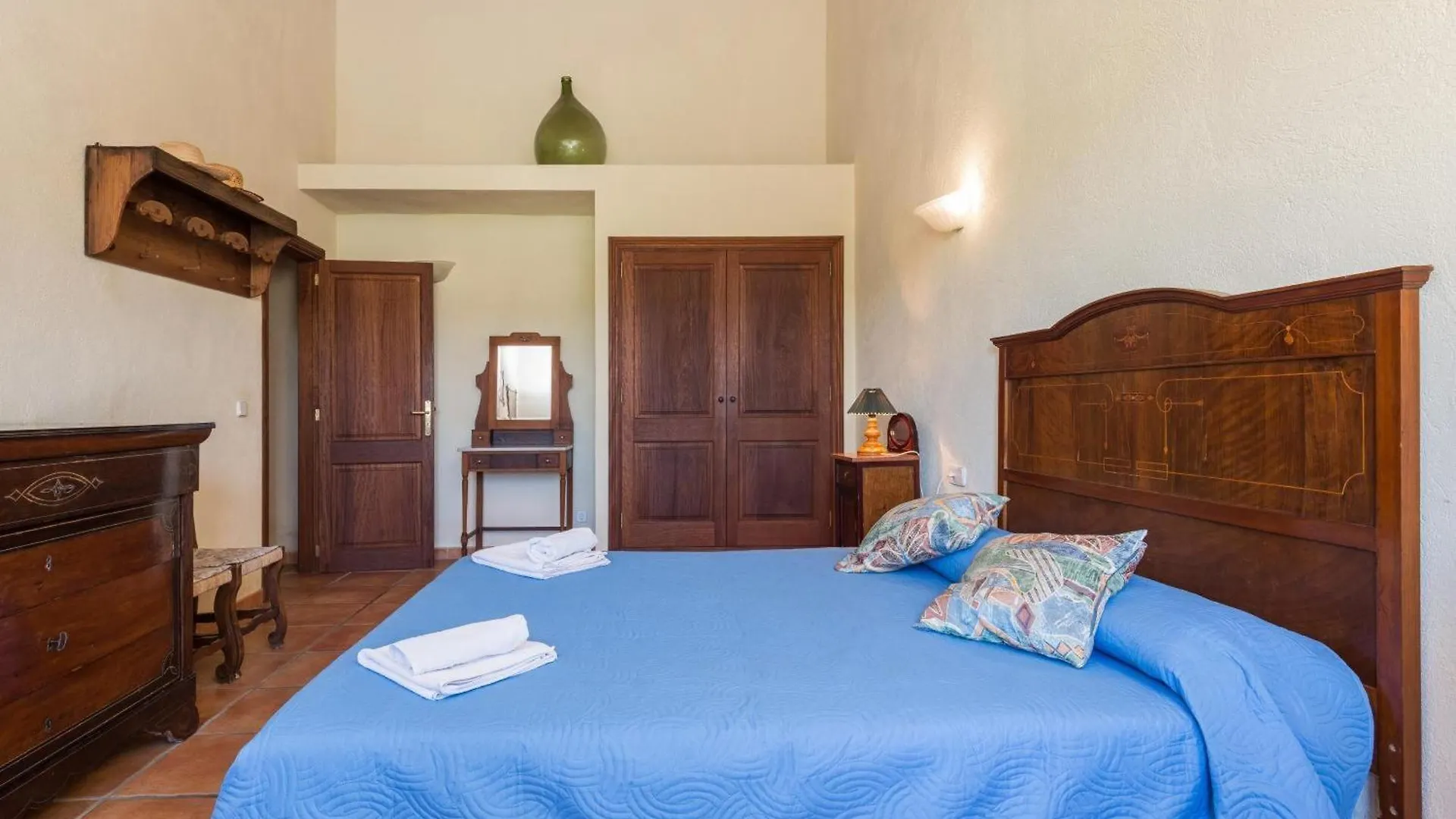 Sa Plana Ref 42 Villa Cala Bona  Spain